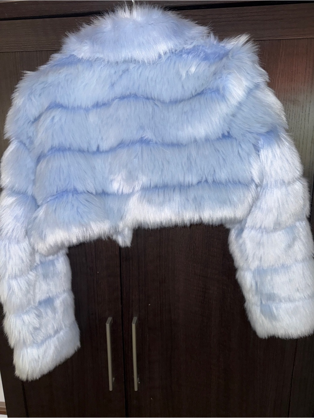 iHeartRaves Light Blue Faux Fur Cropped Puffer Jacket - Picture 3 of 10